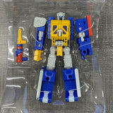 Transformers Generations Selects WFC-GS12 Deluxe Modulator Greasepit robot toy in bubble